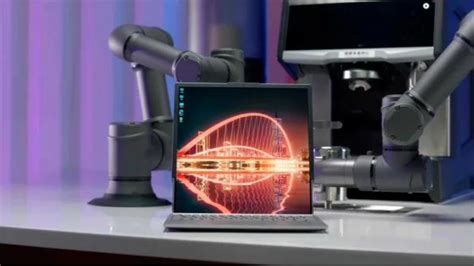 L­e­n­o­v­o­ ­İ­n­a­n­ı­l­m­a­z­ ­Y­u­v­a­r­l­a­n­a­b­i­l­i­r­ ­D­i­z­ü­s­t­ü­ ­B­i­l­g­i­s­a­y­a­r­ ­P­r­o­t­o­t­i­p­i­n­i­ ­S­e­r­g­i­l­i­y­o­r­